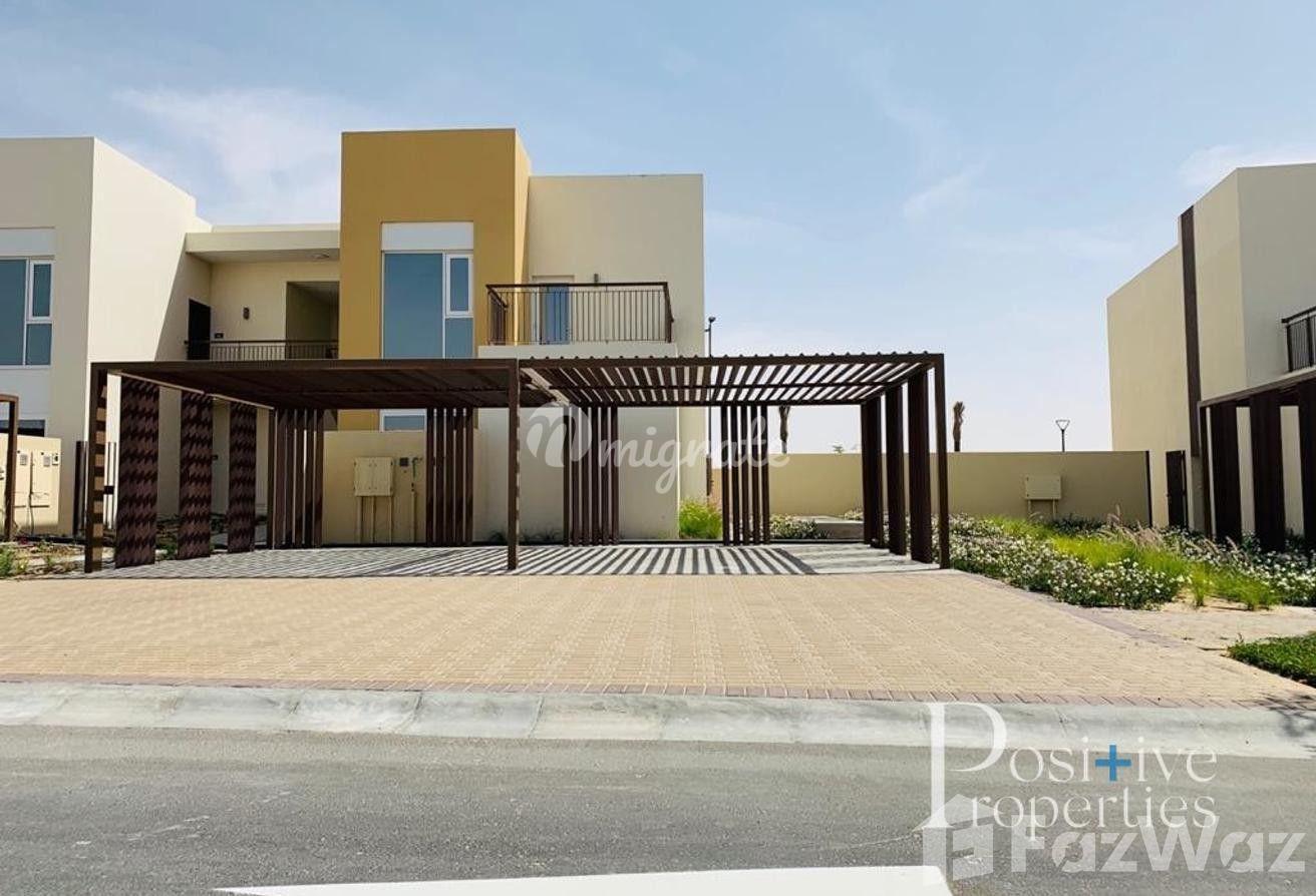 3 спален Таунхаус на продажу в Urbana (Urbana)