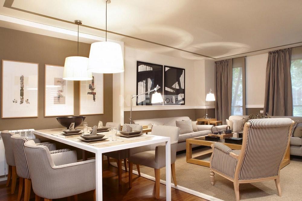 Современный жилой комплекс на Авенида Меридиана (Modern complex in Avenida Meridiana)