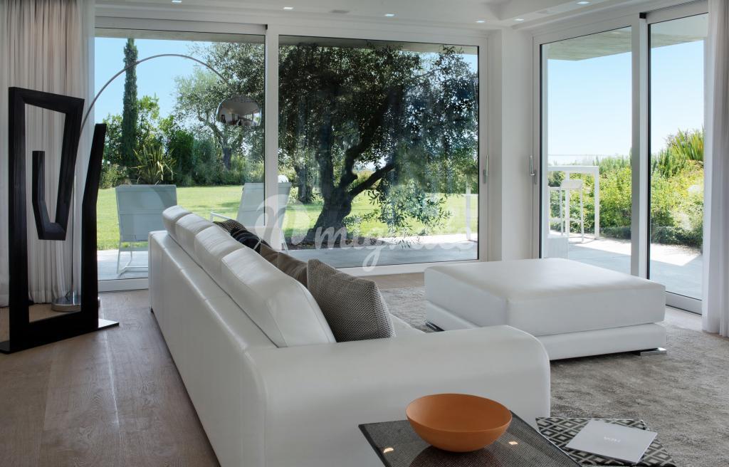 Апартаменты в новой резиденции на озере Гарда