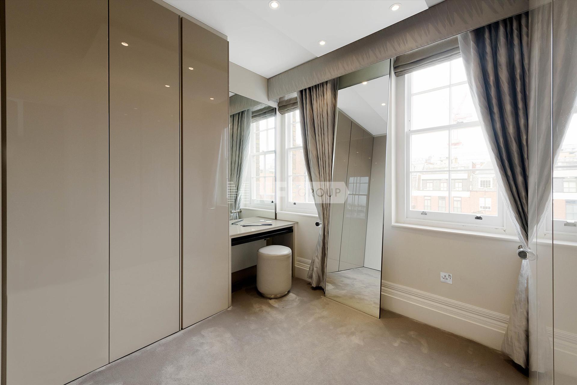 Квартира в Carlos Place, London, W1K