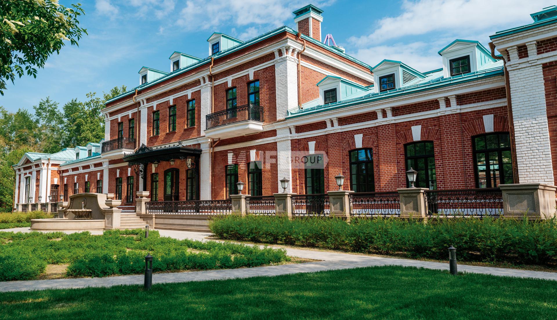 «Усадьба в Орлово-Давыдовском переулке» (Usadba v Orlovo-Davydovskom pereulke)