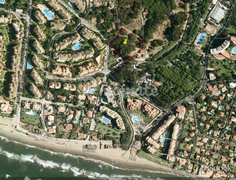 Коммерческая земля в Las Chapas, Marbella, Malaga