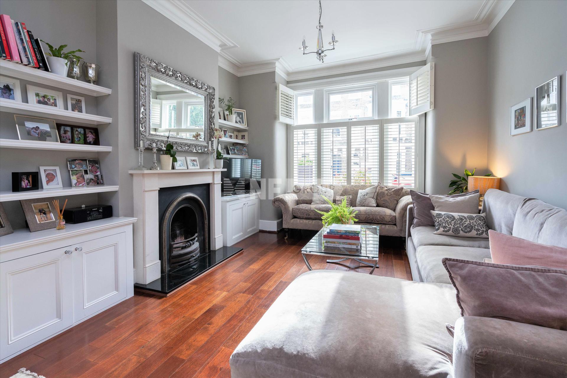 Вилла в Glengarry Road, East Dulwich London SE22