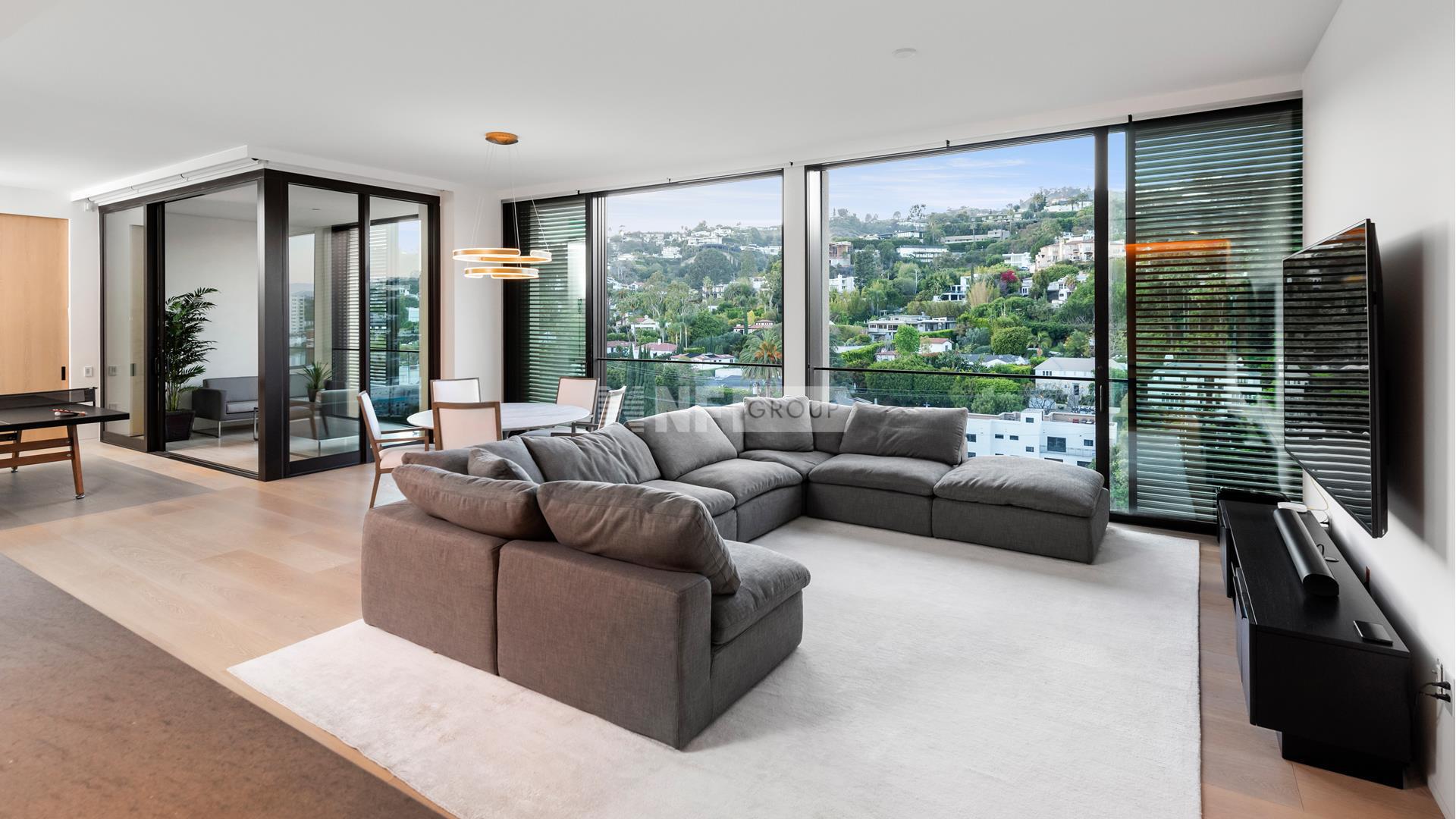 Кондоминиум в 9040 Sunset Blvd, 1102 - West Hollywood, California