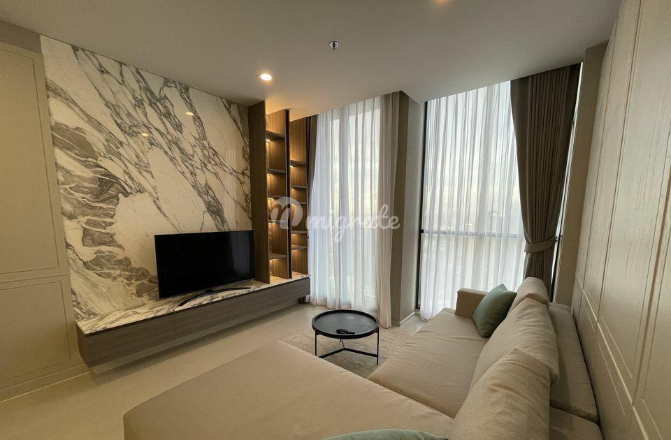 2 спален Кондо на продажу в Noble Ploenchit (Noble Ploenchit)