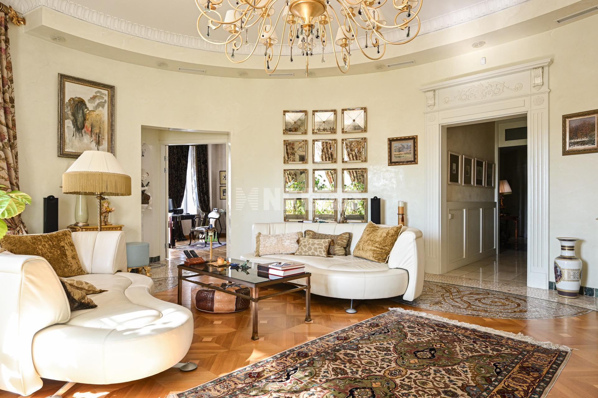 «наб. реки Карповки 19» (nab. reki Karpovki 19)