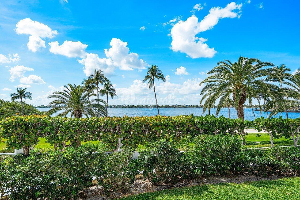 Кондоминиум в 3100 S Ocean Boulevard, 106s - Palm Beach, Florida